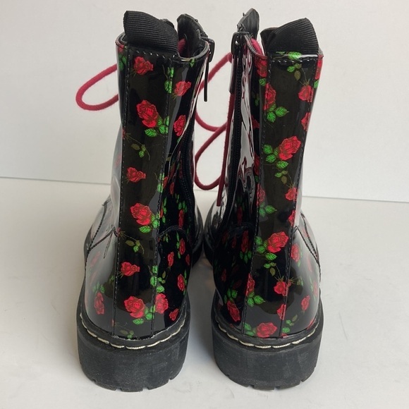 Betsey Johnson Floral Rose Combat Boot Patent Leather 8.5M Rocker Dark Princess - Picture 7 of 16